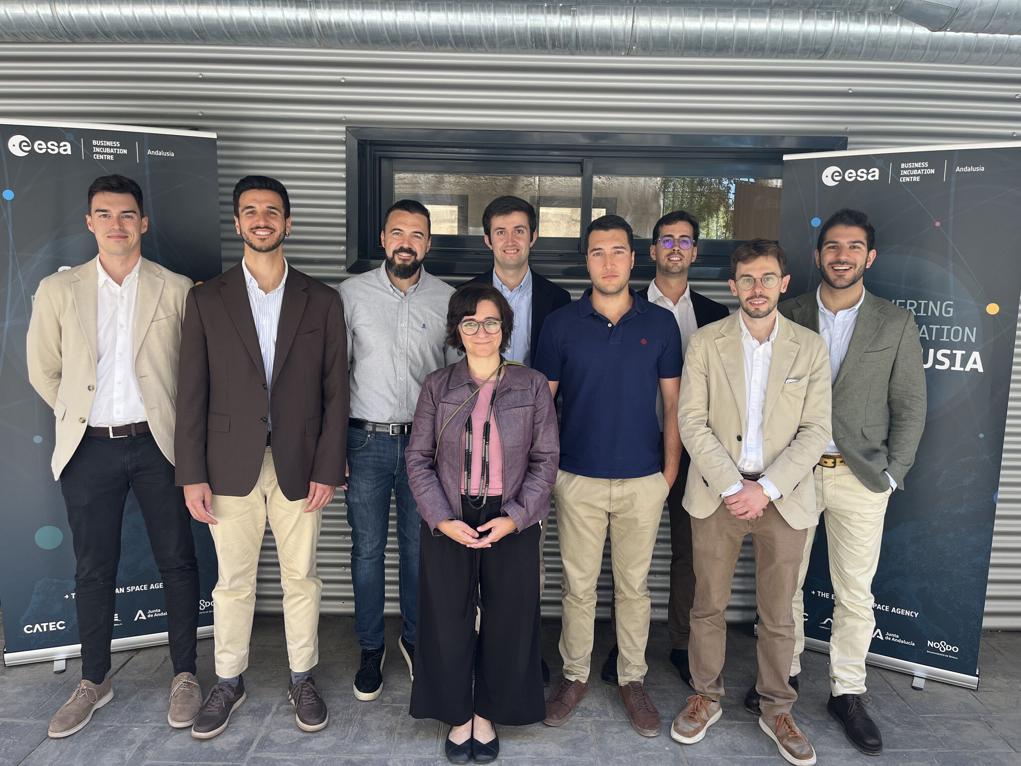 Members of the six startups selected for the first cohort of ESA BIC Andalusia, together with Gracia Catalina Piñero.